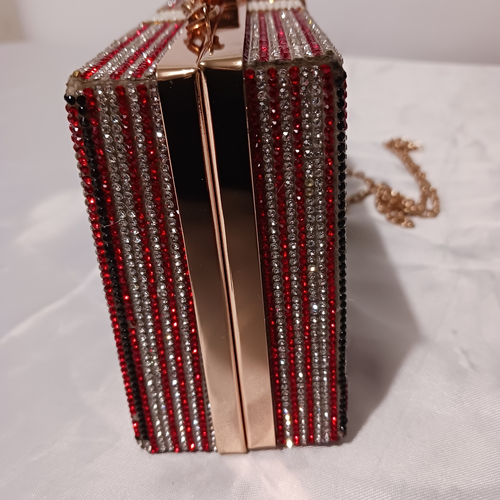 Crystal Rhinestone Embellished Money Clutch Shoulder Crossbody Bag - Picture 3 of 16